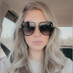 Meet your Posher, Erinn